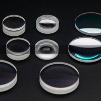 認識光學透鏡-什么是正彎月透鏡？